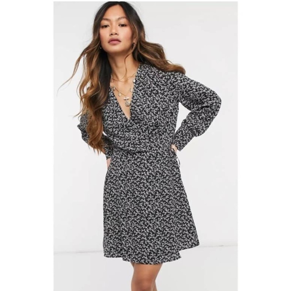 & Other Stories Floral Printed Wrap Dress
